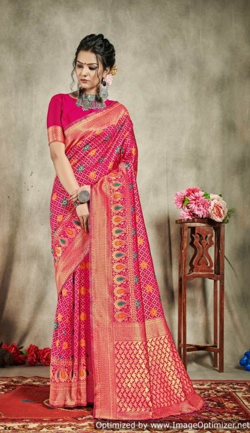 Traditional Gudi Padwa 2022 Festival Sarees Look – Suvidha Fashion