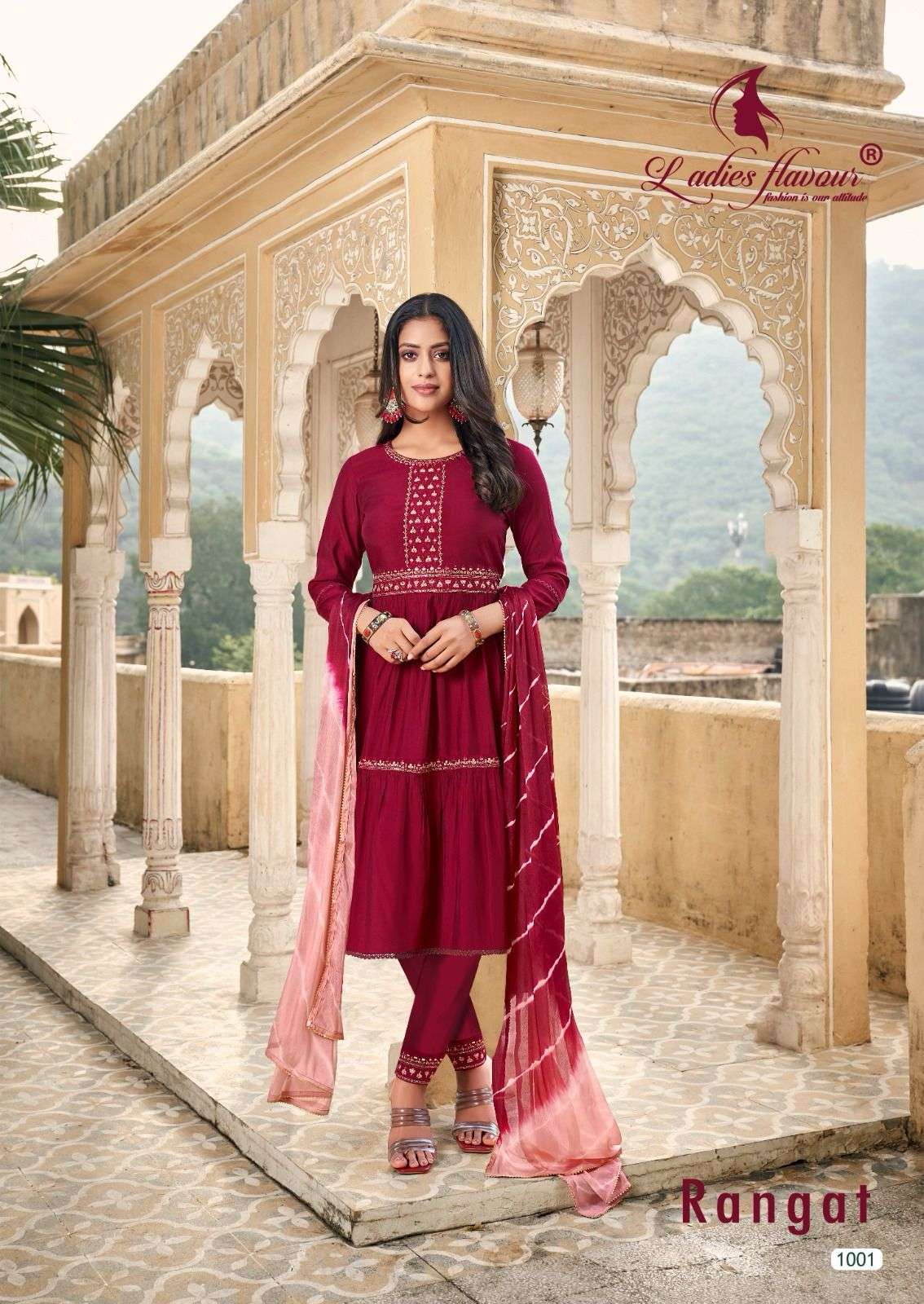 Ladies Flavour Rangat Kurti Wholesale catalog