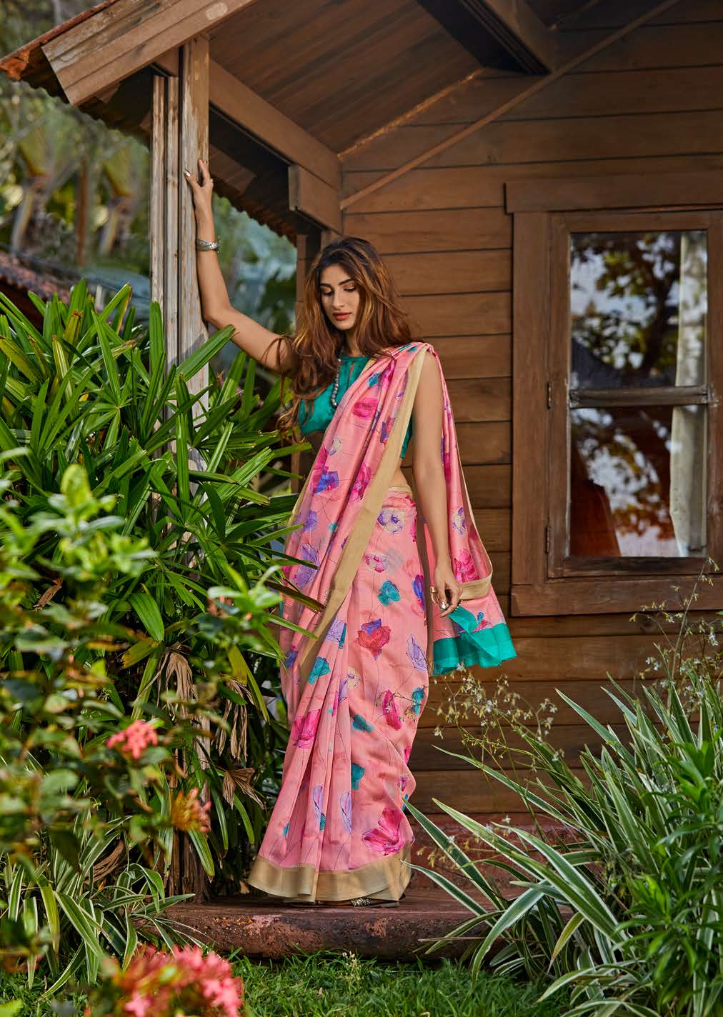 Lt Present Meera  Sarees Catalogue