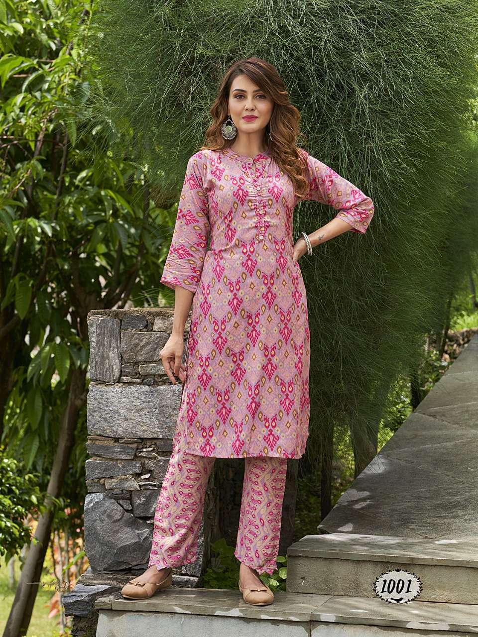 Banwery Rimzim Catalog Heavy Muslin Foil Print Kurti With Bottom Wholesale