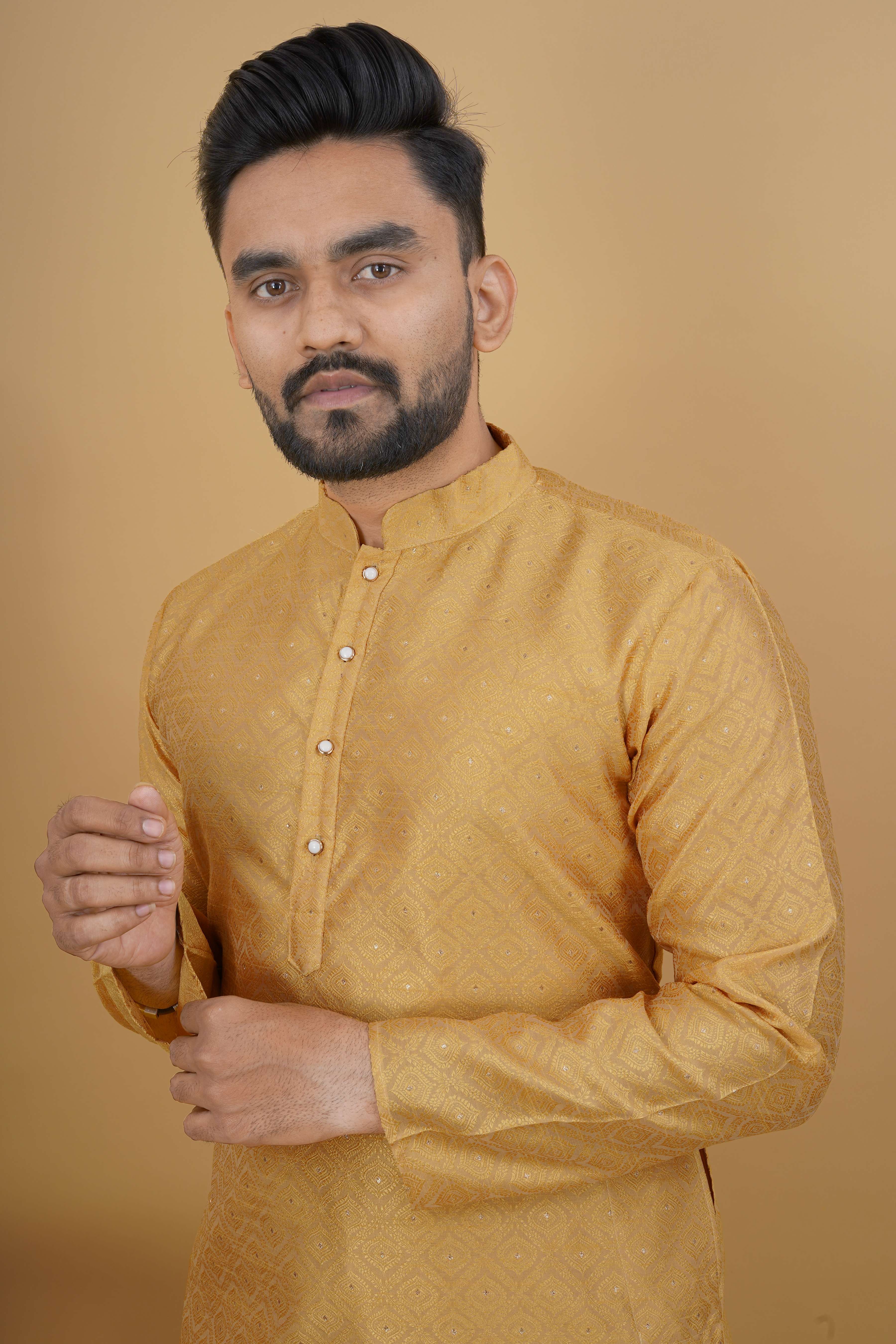 Party Wear Mens Kurta Self Designe and Jari with Button 