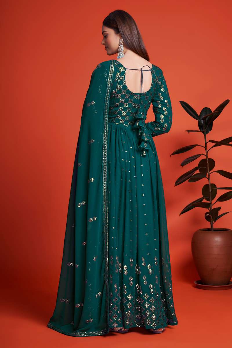 Aahvan Glamour Anarkali Gown at Wholesale Price