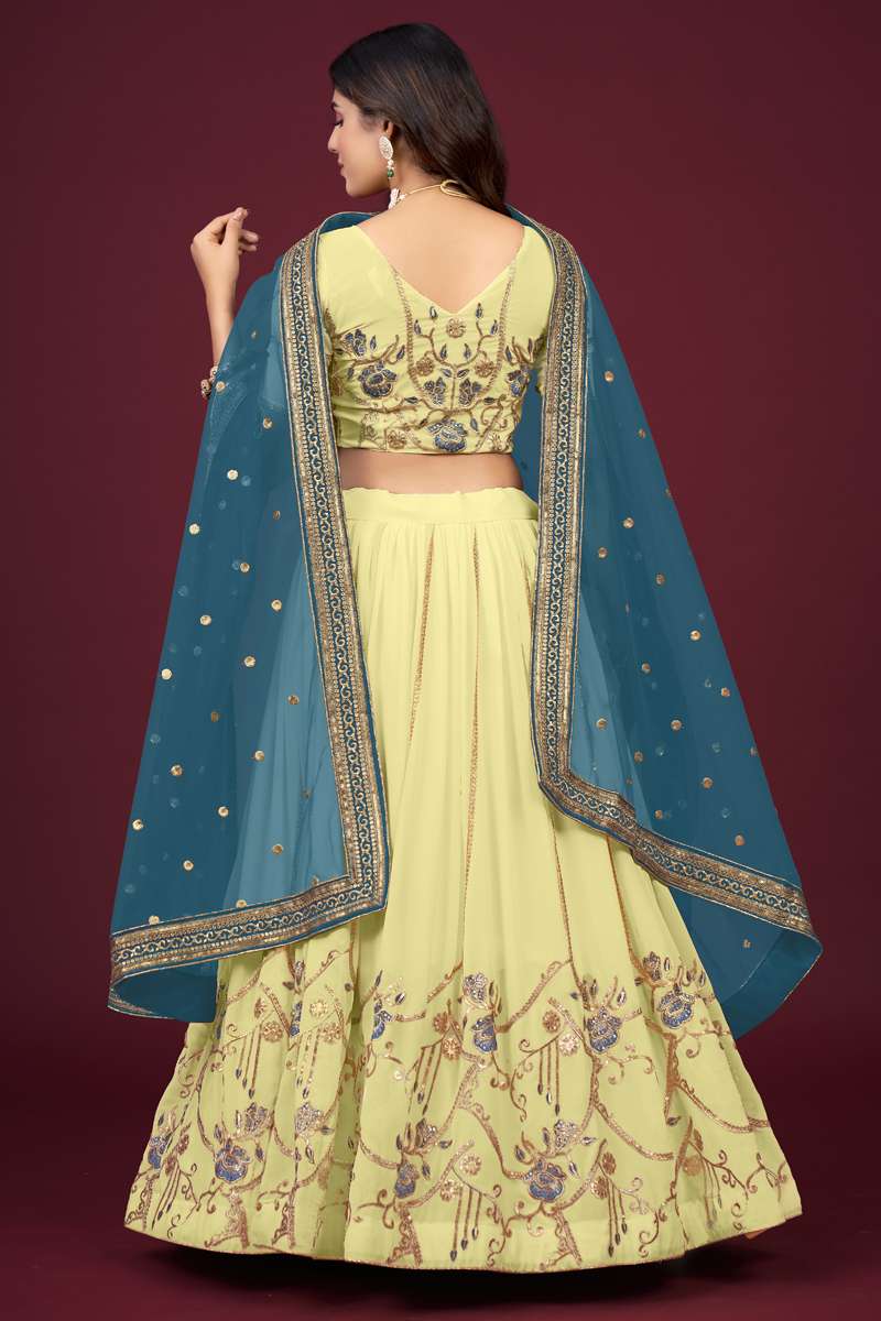 Aahvan Glamour Lehenga Choli at Wholesale Price