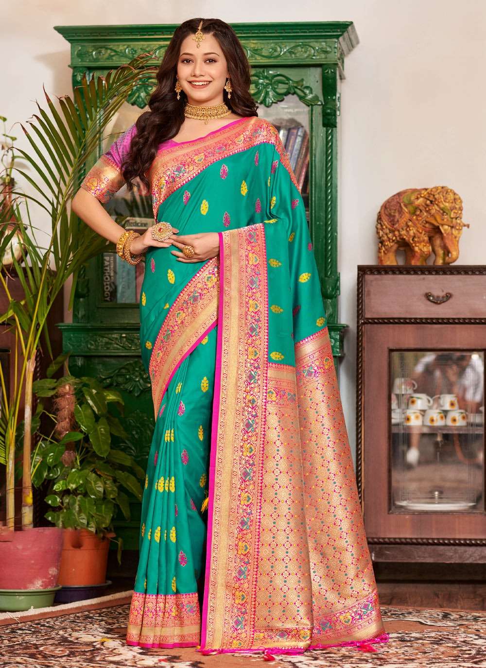 Subhash Fashion Sawan Green color with fancy Work Attech border saree  collection