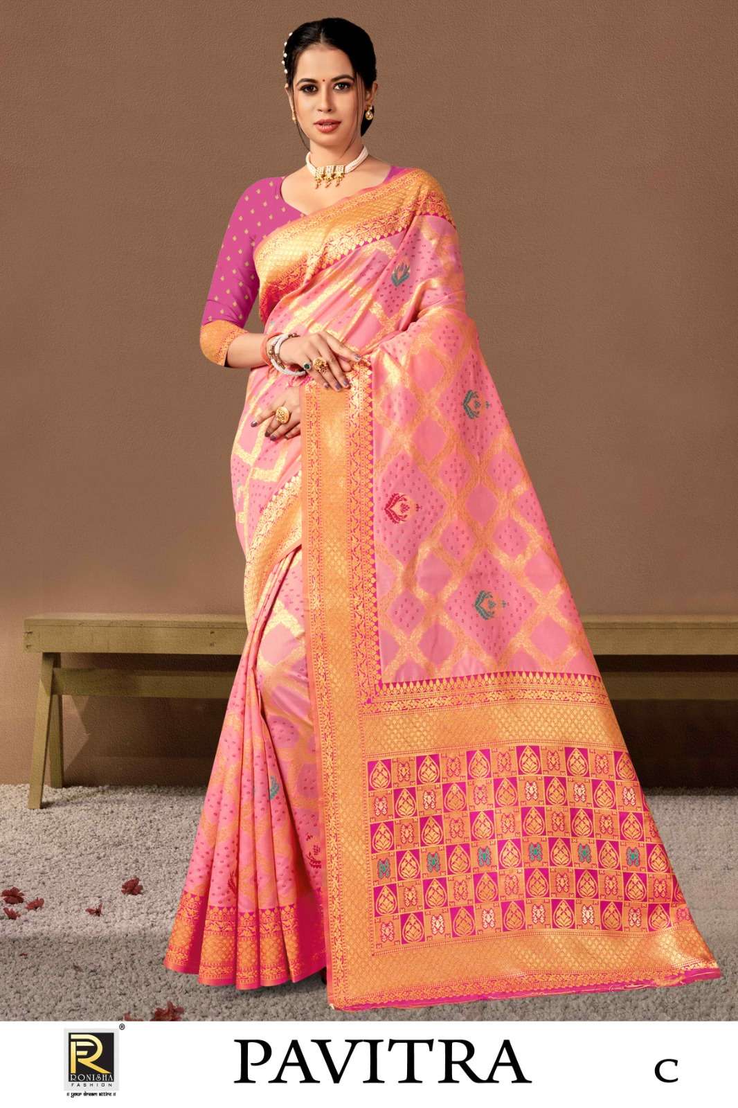 Regolith Designer Sarees for women banarasi silk saree with fancy saree  Un-stitched blouse Pieces (Magenta) : Amazon.in: Fashion