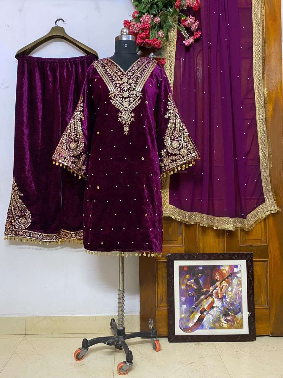 1158 Heavy Velvet Embroidered Salwar Kameez Wholesale catalog