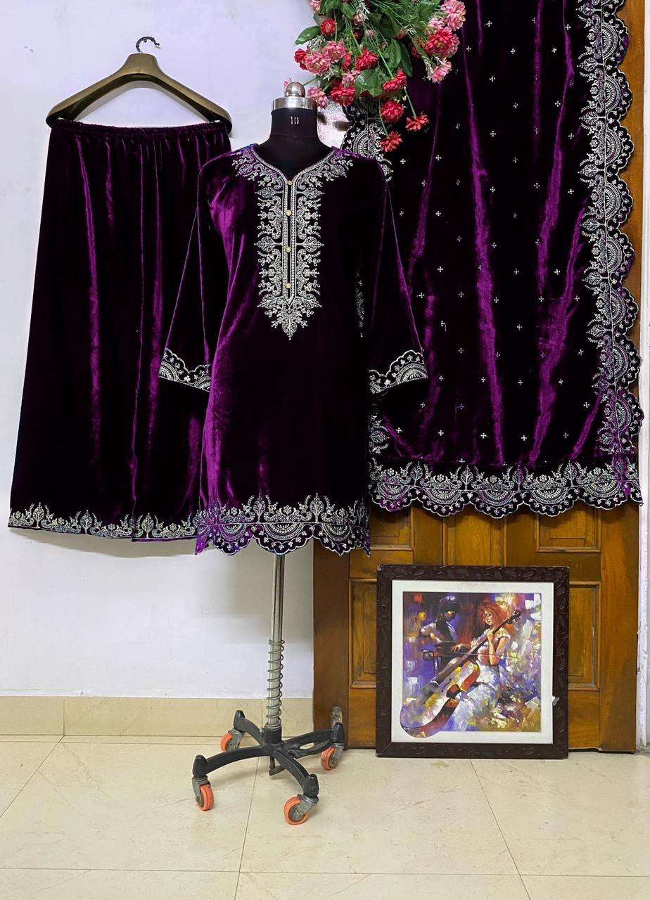 918 Heavy Velvet Embroidery Salwar Kameez Wholesale catalog