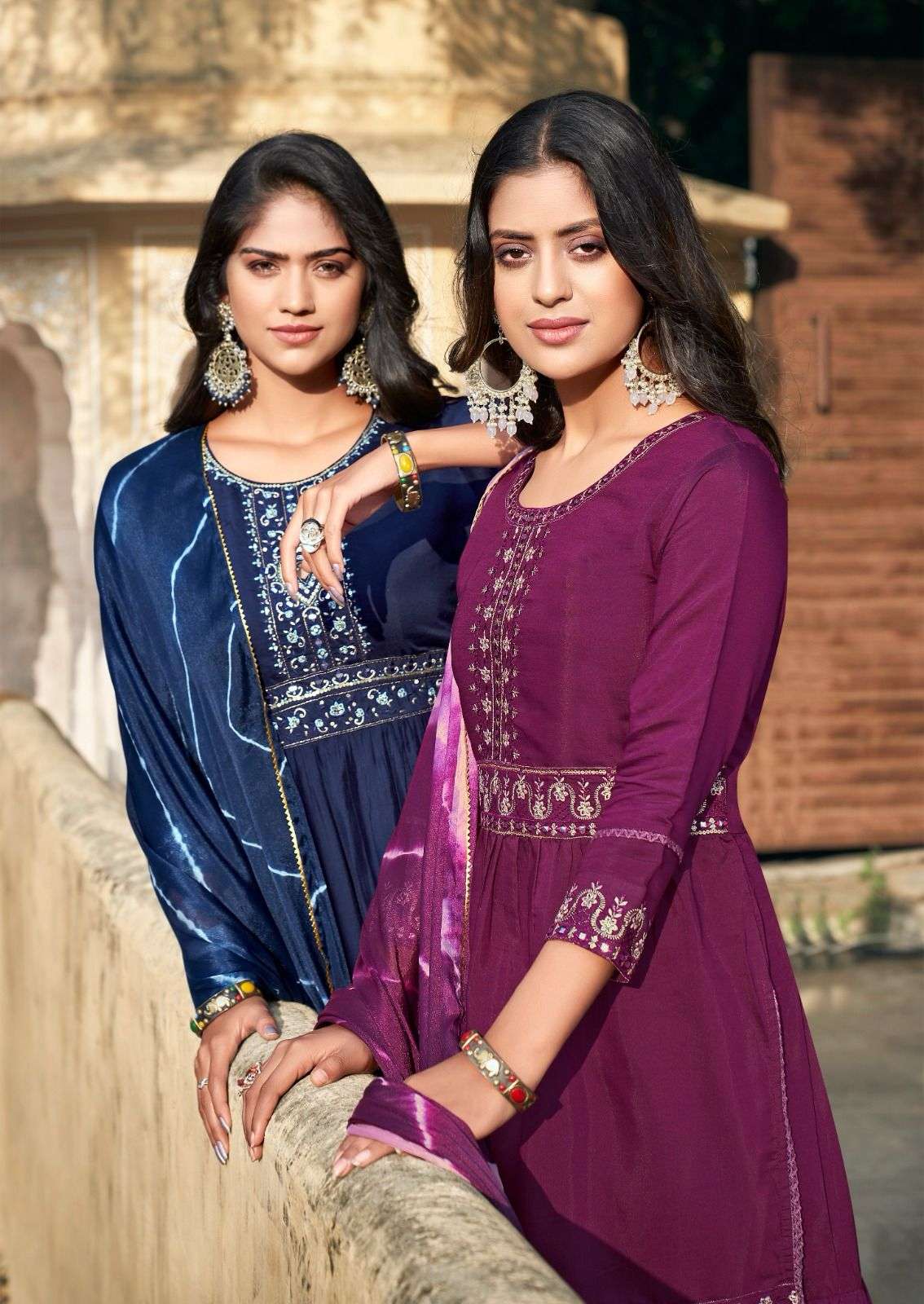 Ladies Flavour Rangat Kurti Wholesale catalog