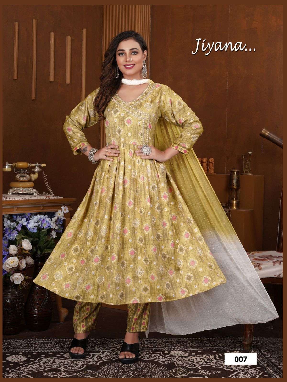 Beauty Queen Jiyana Kurti Wholesale catalog