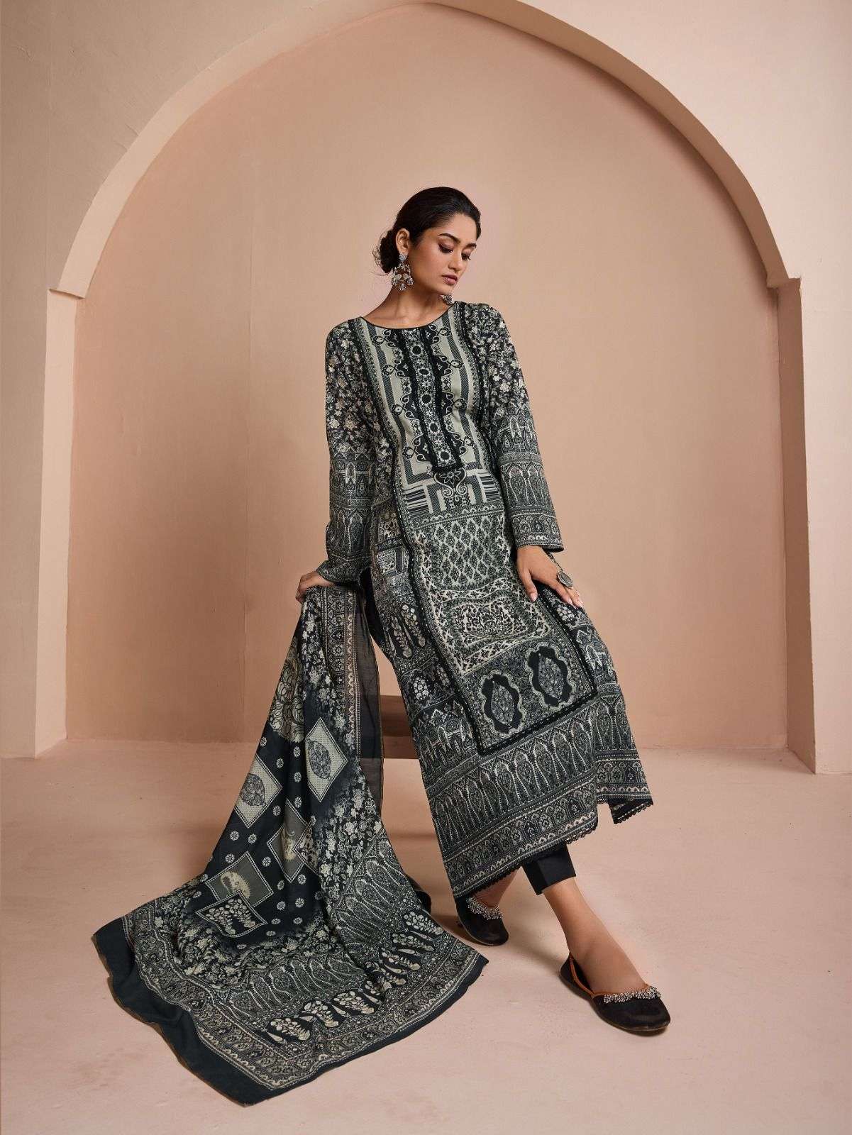 ibiza Jiyana Lawn Cotton Digital Printed Dress Material Wholesale catalog