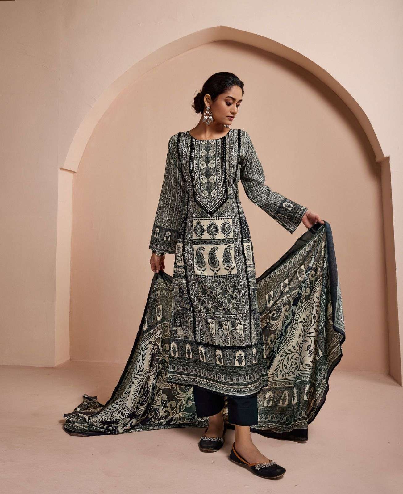 ibiza Jiyana Lawn Cotton Digital Printed Dress Material Wholesale catalog