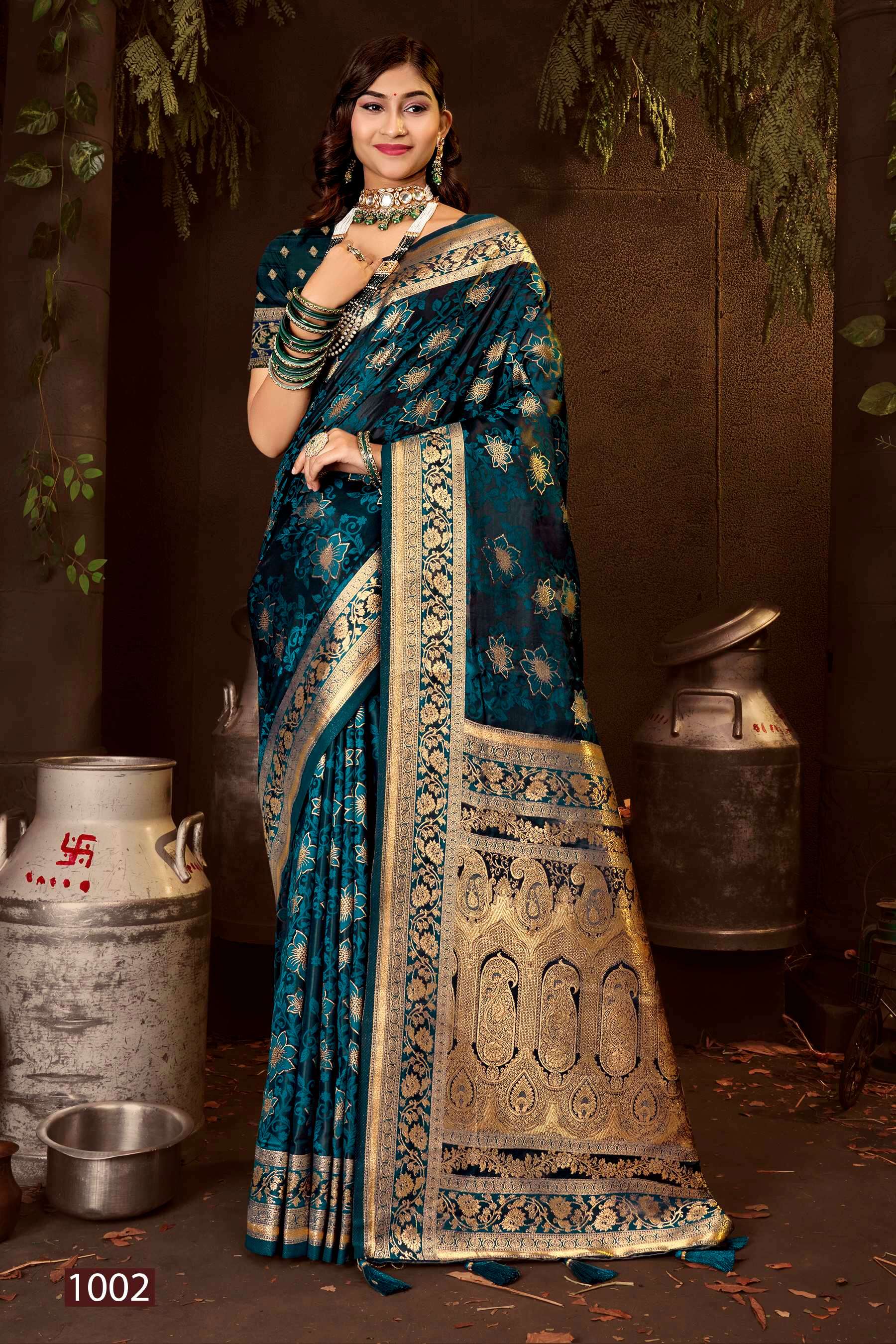 Saroj Royal Queen Vol.4 Satin 50*600 Silk Saree Wholesale catalog    