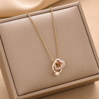 HeartinRing Necklace