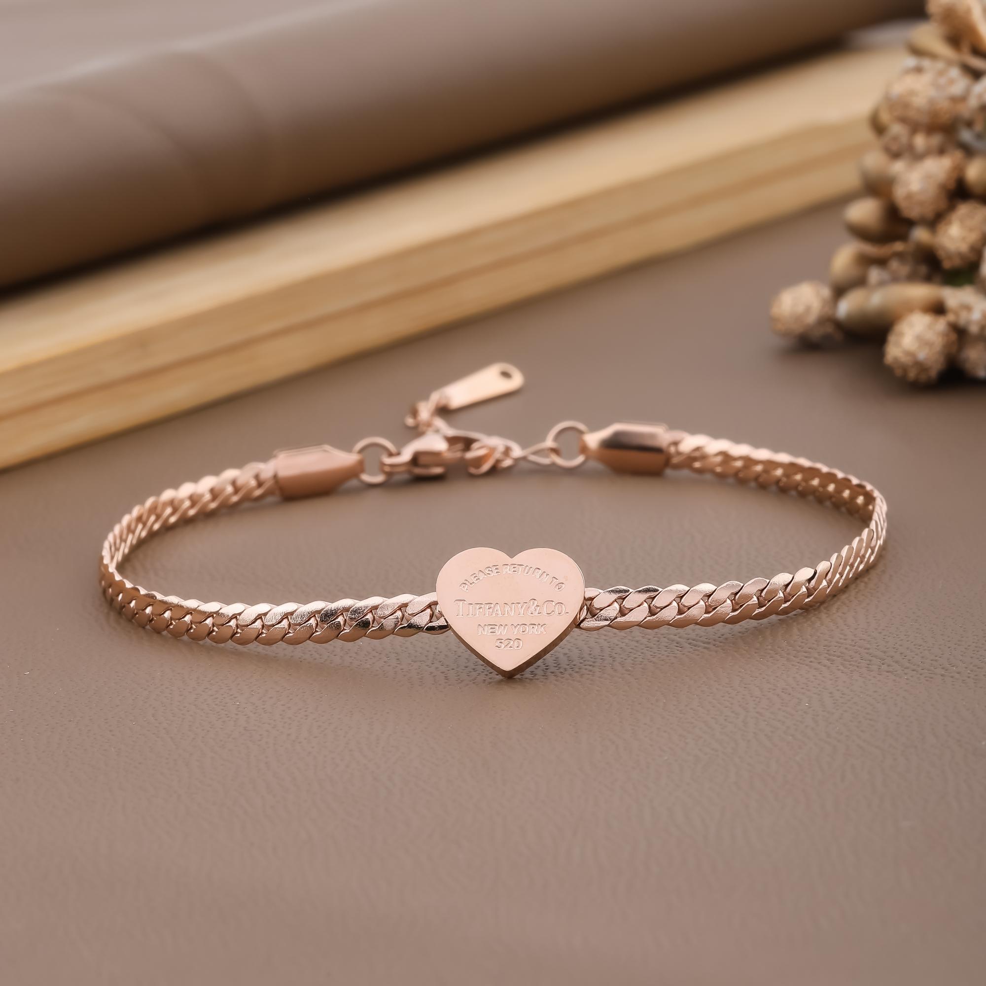 Simple Heart Bracelet 