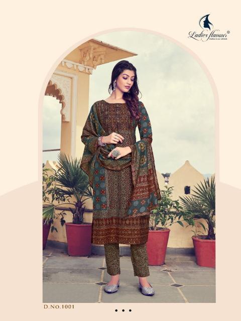 Ladies Flavour Panihari pakistani kurtis in india