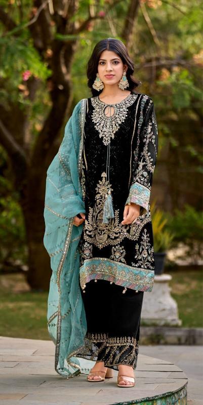 Shree Fabs 1459 velvet Pakistani Suit Wholesale Catalog