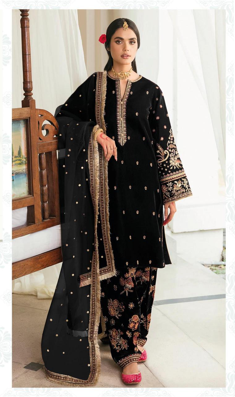 Deepsy Hit Deisgn of Velvet 24 D- 32217 Salwar Kameez Wholesale Catalog