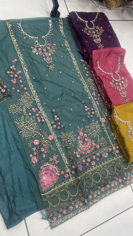 Iznik 17 ABCD Catalog best pakistani suits in delhi