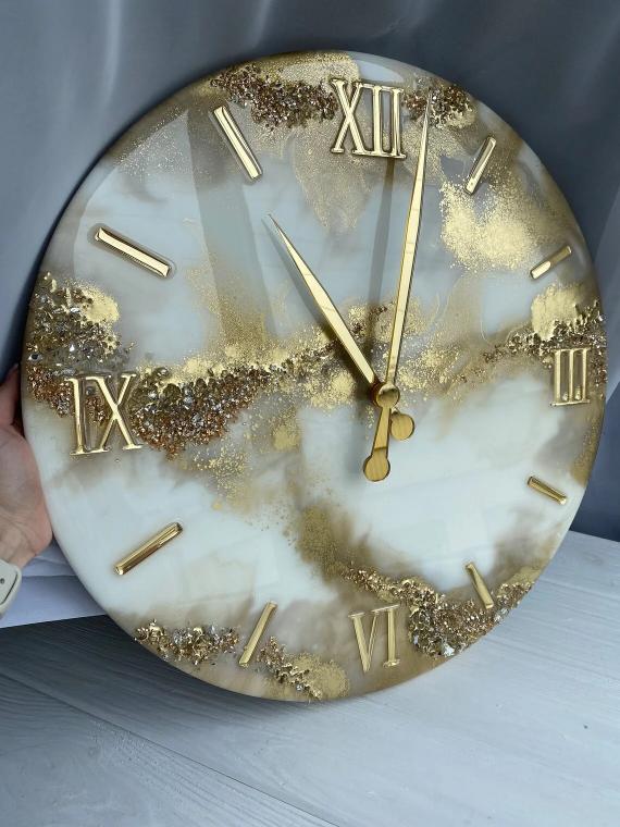 Golden Resin Art Wall Clock